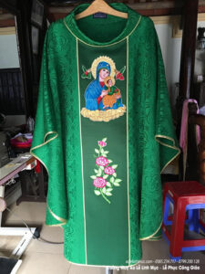 Mẫu Áo Lễ Thêu Chân Dung Đức Mẹ Đẹp Nhất