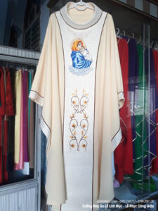 Mẫu Áo Lễ Thêu Chân Dung Đức Mẹ Đẹp Nhất